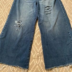 Cropped high rise jeans